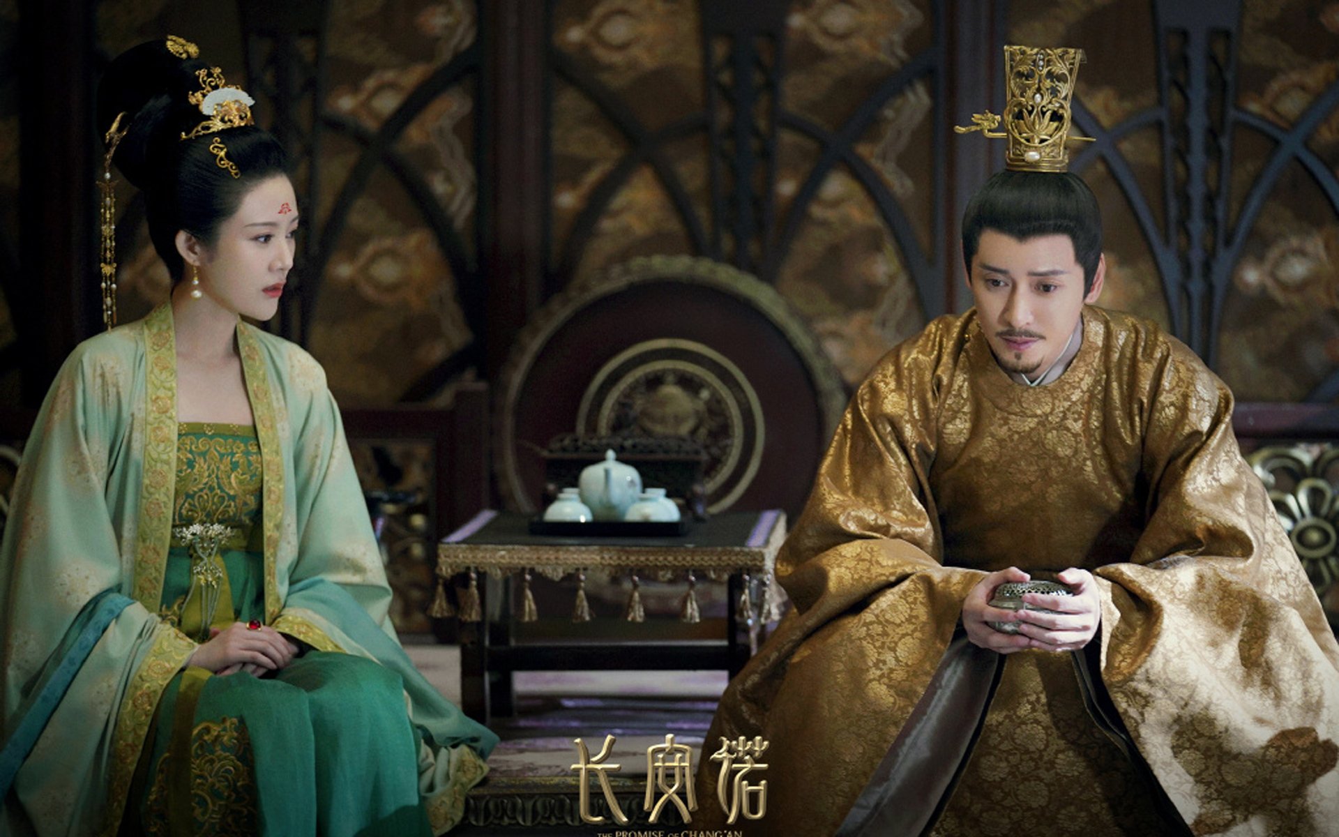 “德甲争冠线逐步拉近，领头羊压力增大”，德甲争四
