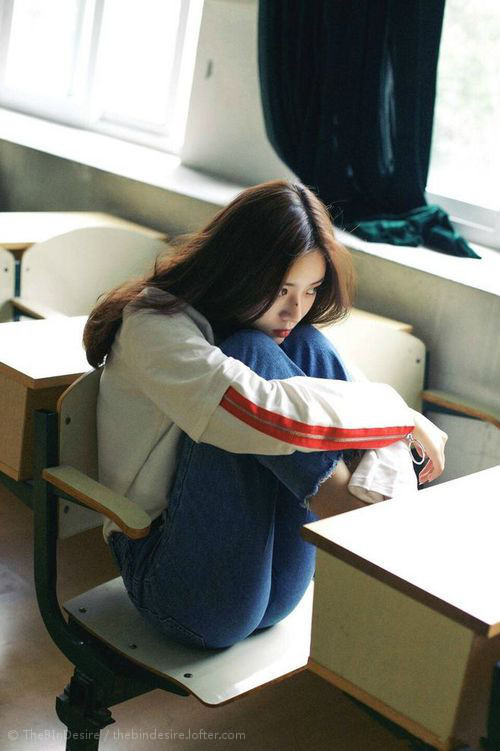 生态足球友谊赛：绿色生活新体验，足球师生友谊赛