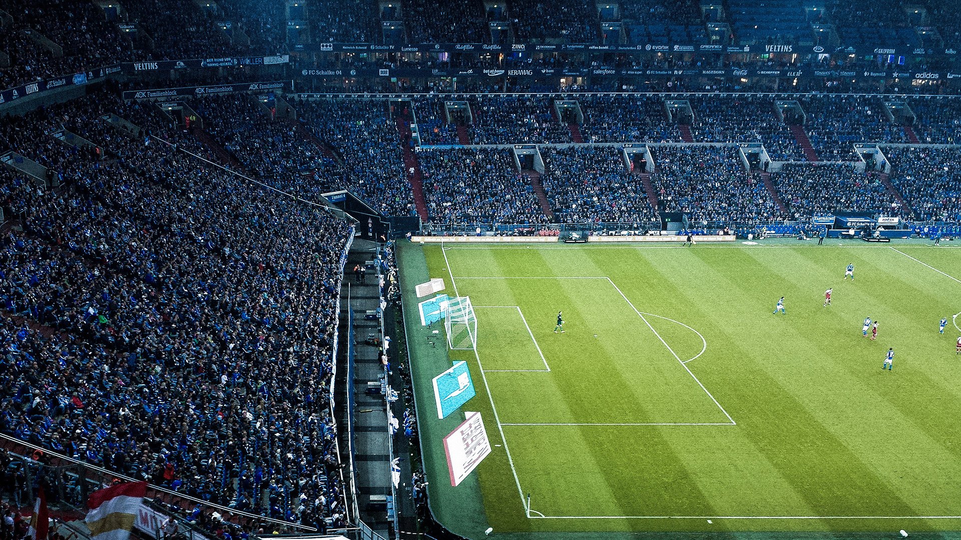 “英超最终冲刺，领头羊全员迎战强敌”，英超榜首大战